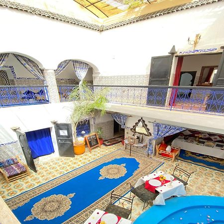 Riad Lazord De Marrakech Entier Marrakesh Exteriör bild