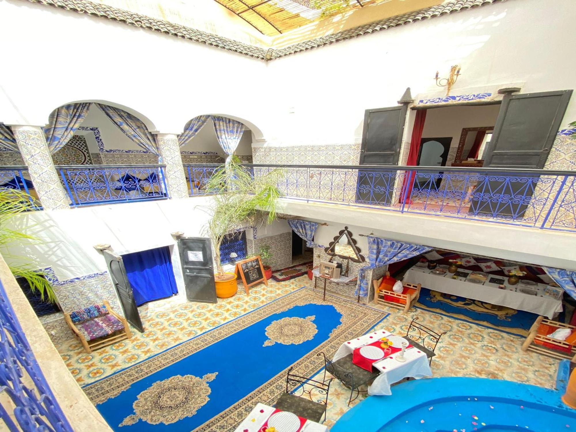 Riad Lazord De Marrakech Entier Marrakesh Exteriör bild
